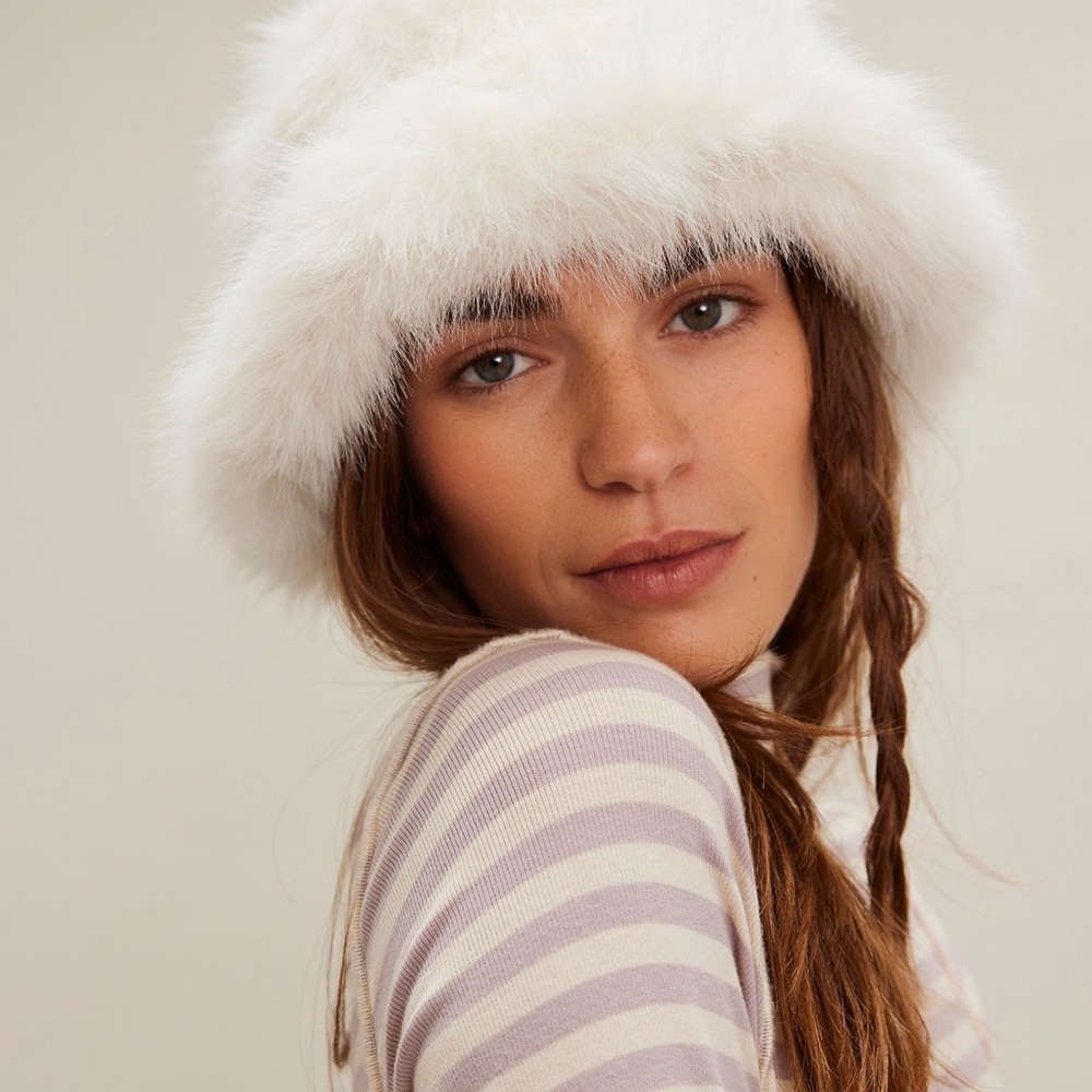 Free people Ice queen bucket hat